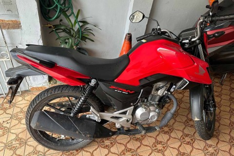 GCM recupera no Jardim Alvorada motocicleta roubada em Itaquaquecetuba