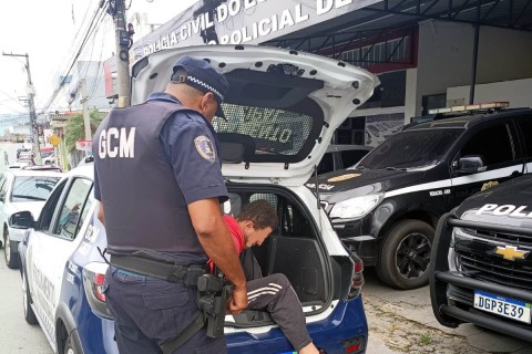 GCM captura foragido da Justiça e recupera veículo com a ajuda da CSI