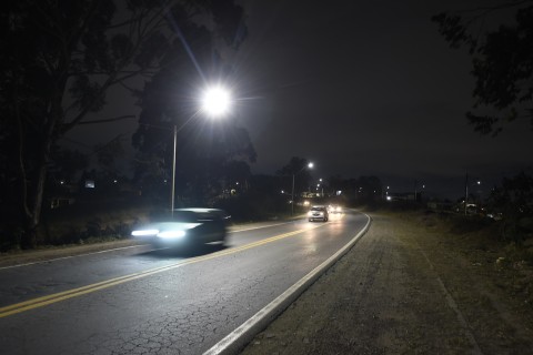 Estrada Guarulhos-Nazaré recebe 77 novos pontos de iluminação