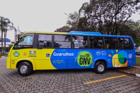 Guarulhos lança primeiro micro-ônibus do Brasil movido a gás natural