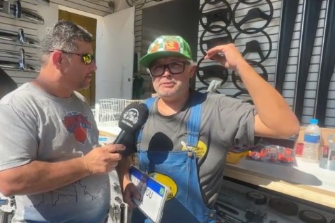 Moska Branca com K Inaugura Loja de Peças e Acessórios para Carros Antigos em Guarulhos