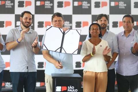 Prefeitura e Governo do Estado assinam convênio de R$ 75 milhões para projetos urbanos em Guarulhos