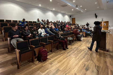 Sabesp realiza Encontro com Comunidades para ouvir a população e levar soluções aos bairros